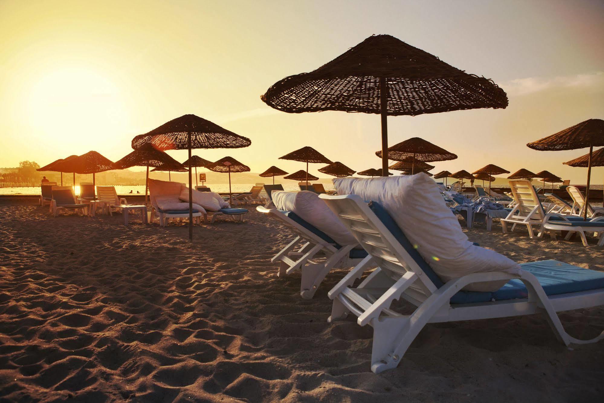 A 11 Hotel Çeşme Exterior foto