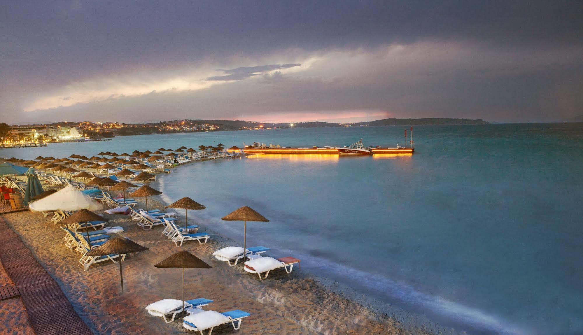 A 11 Hotel Çeşme Exterior foto